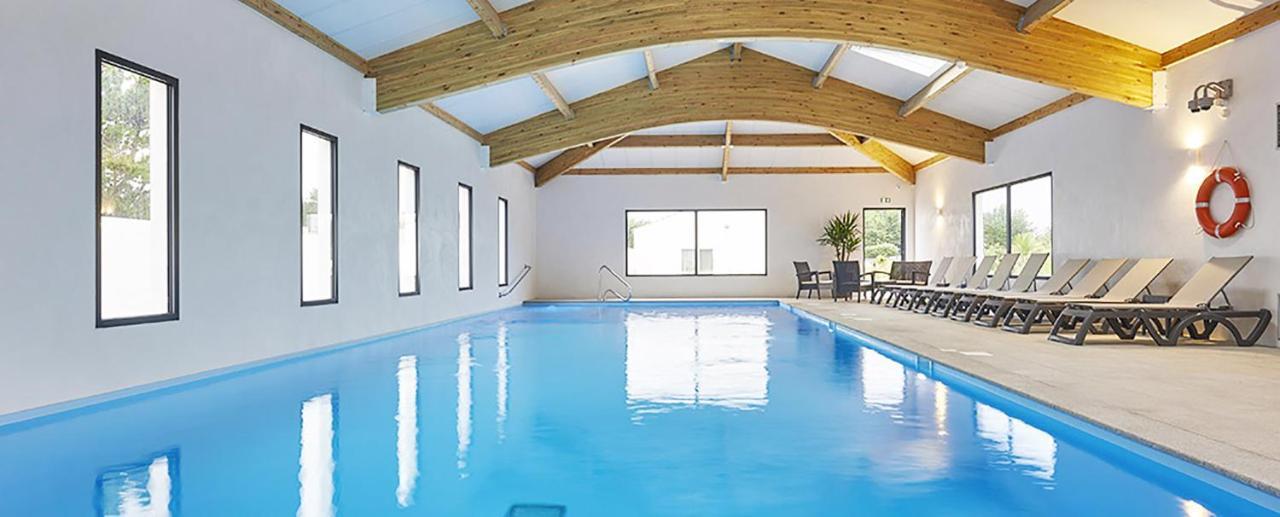 Chalet Pour 6, Domaine Avec Piscine Saint-Hilaire-de-Riez Exterior foto